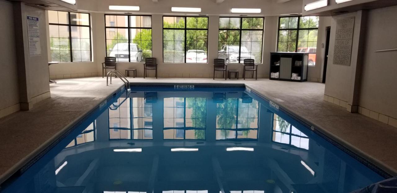 Country Inn & Suites By Radisson, Canton, Ga Eksteriør billede